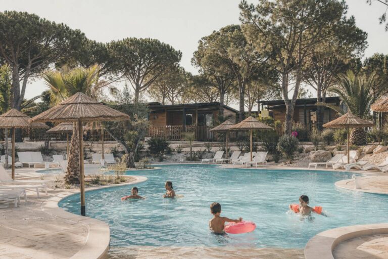 Campeggi con piscina in Abruzzo: la selezione costiera