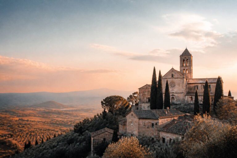 Il 4 ottobre, festa nazionale: San Francesco ispira viaggi e pause d’autunno